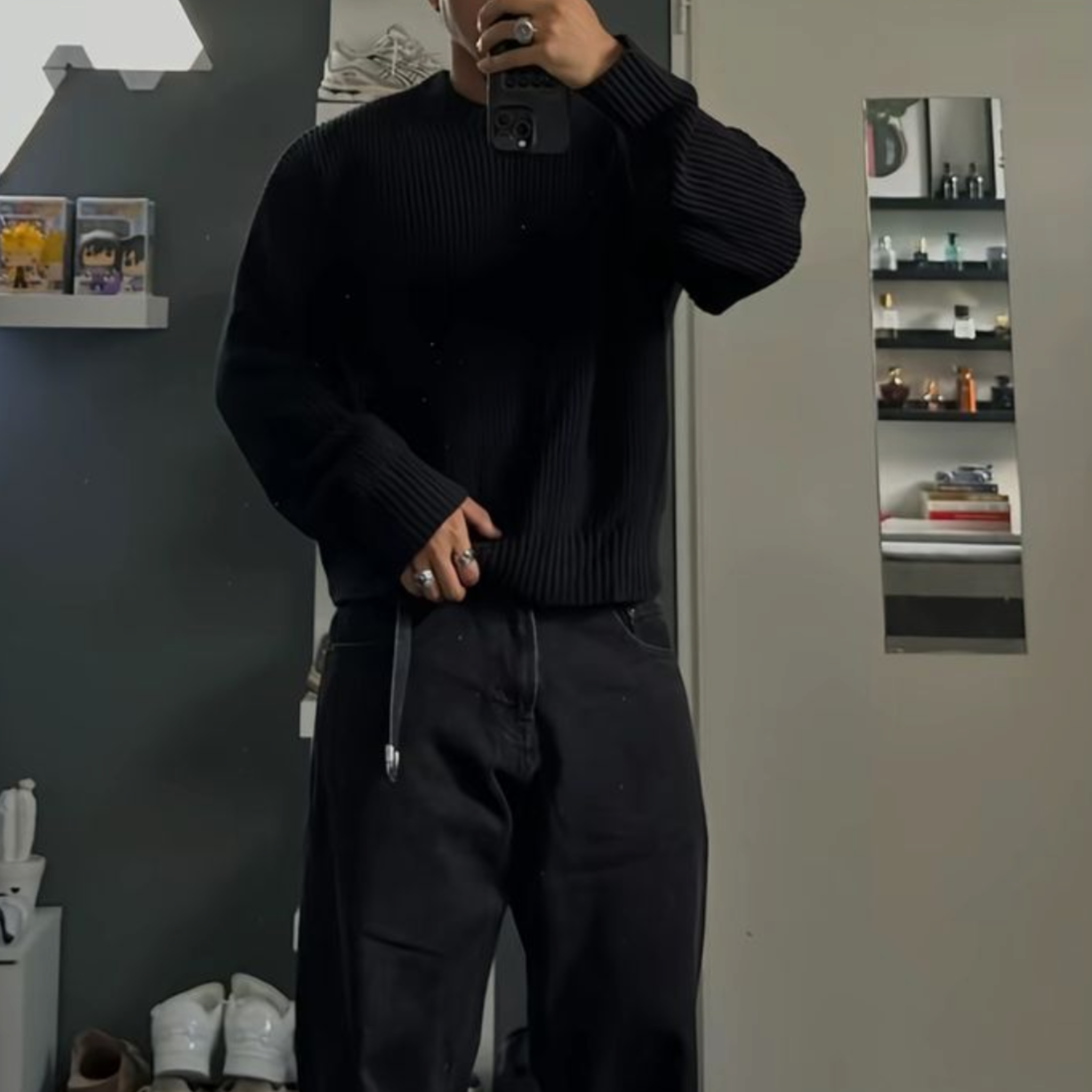 COZY SWEATER - BLACK