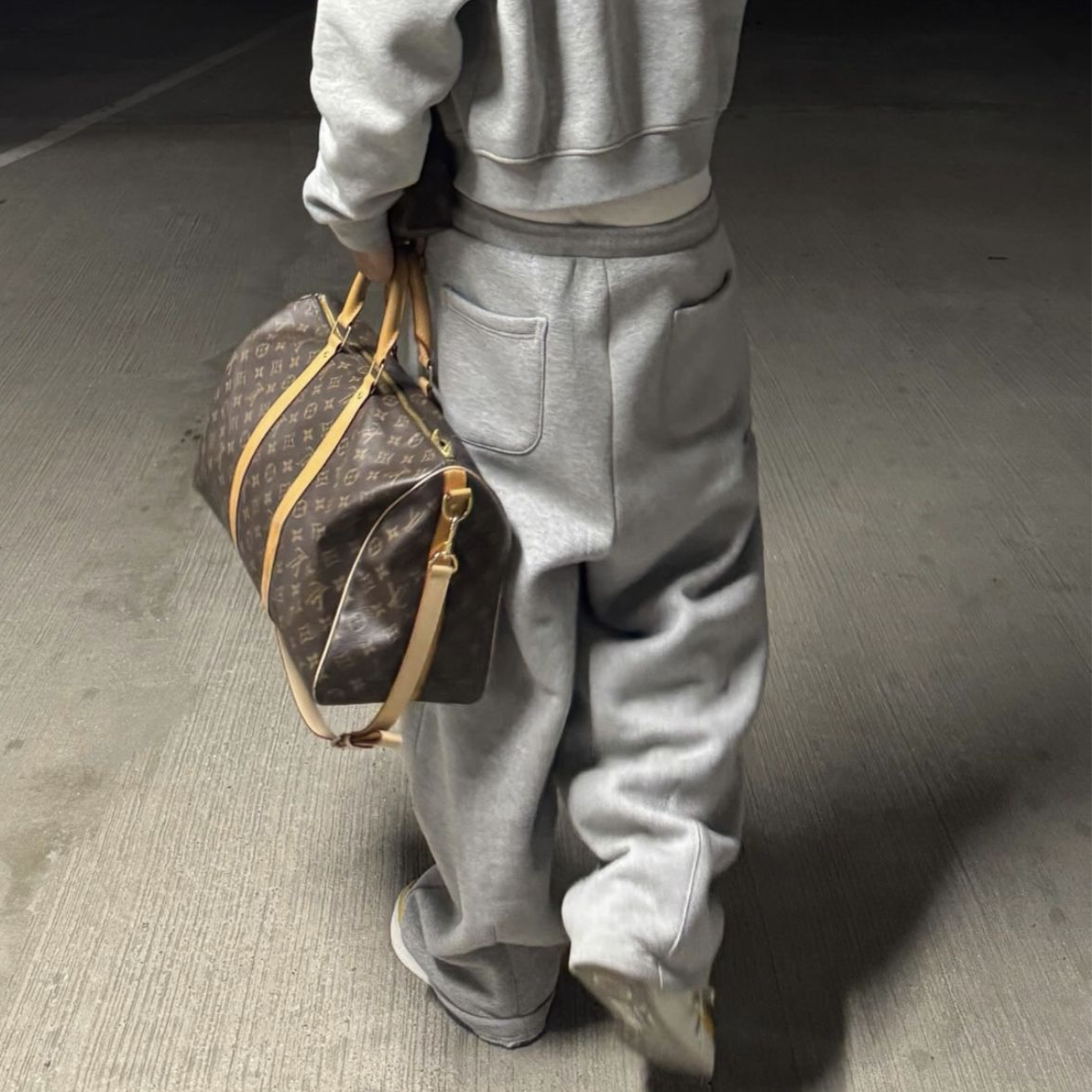COZY SWEATPANTS - GREY